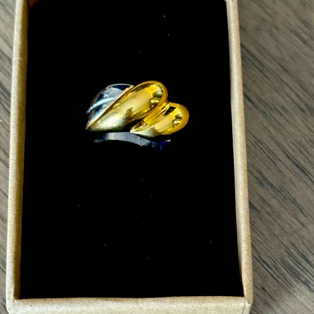 Chunky 2 toned 18k gold silver stainless steel size 6 ring